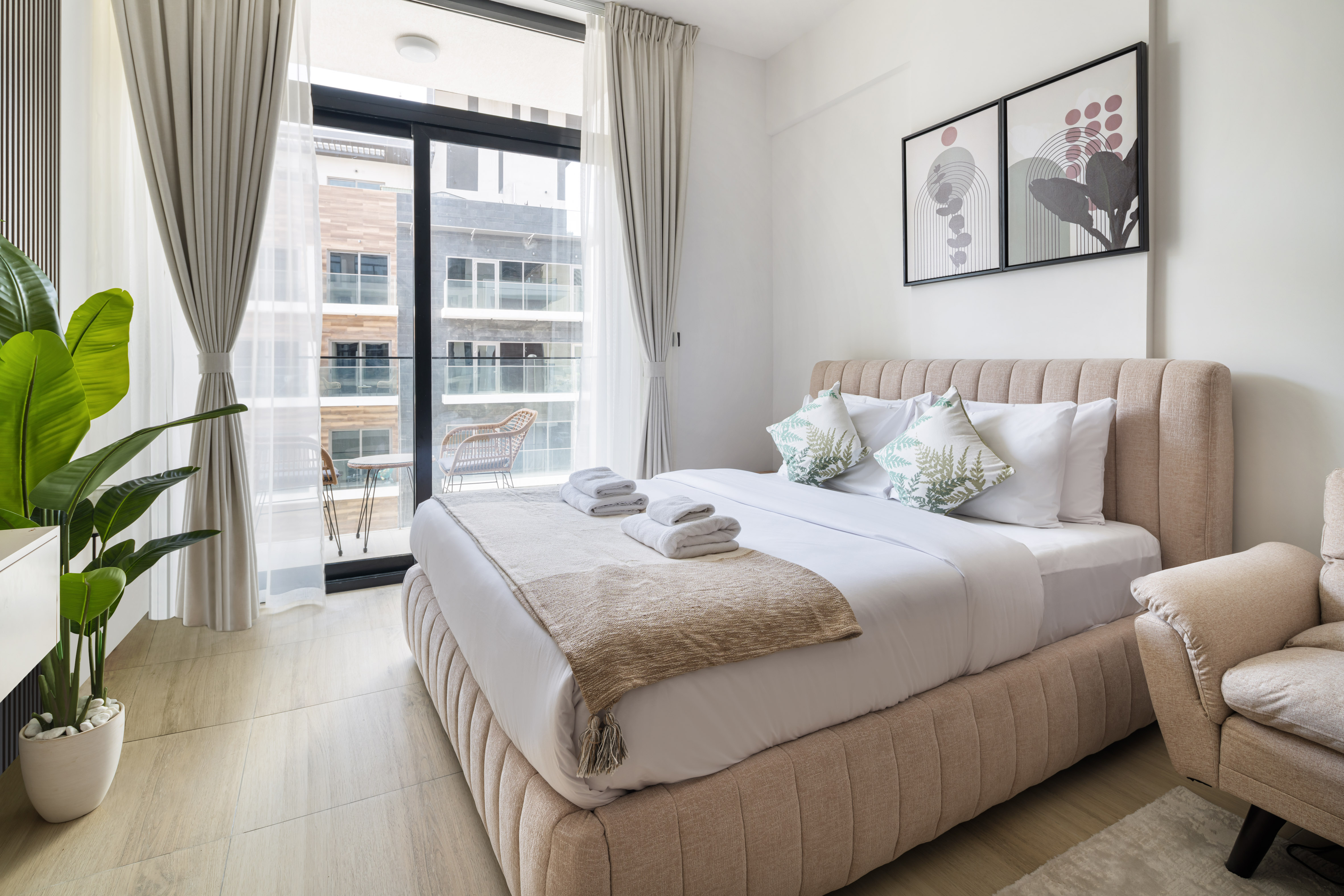 Luxurious JVC Studio • Near Circle Mall & Parks – photo 3