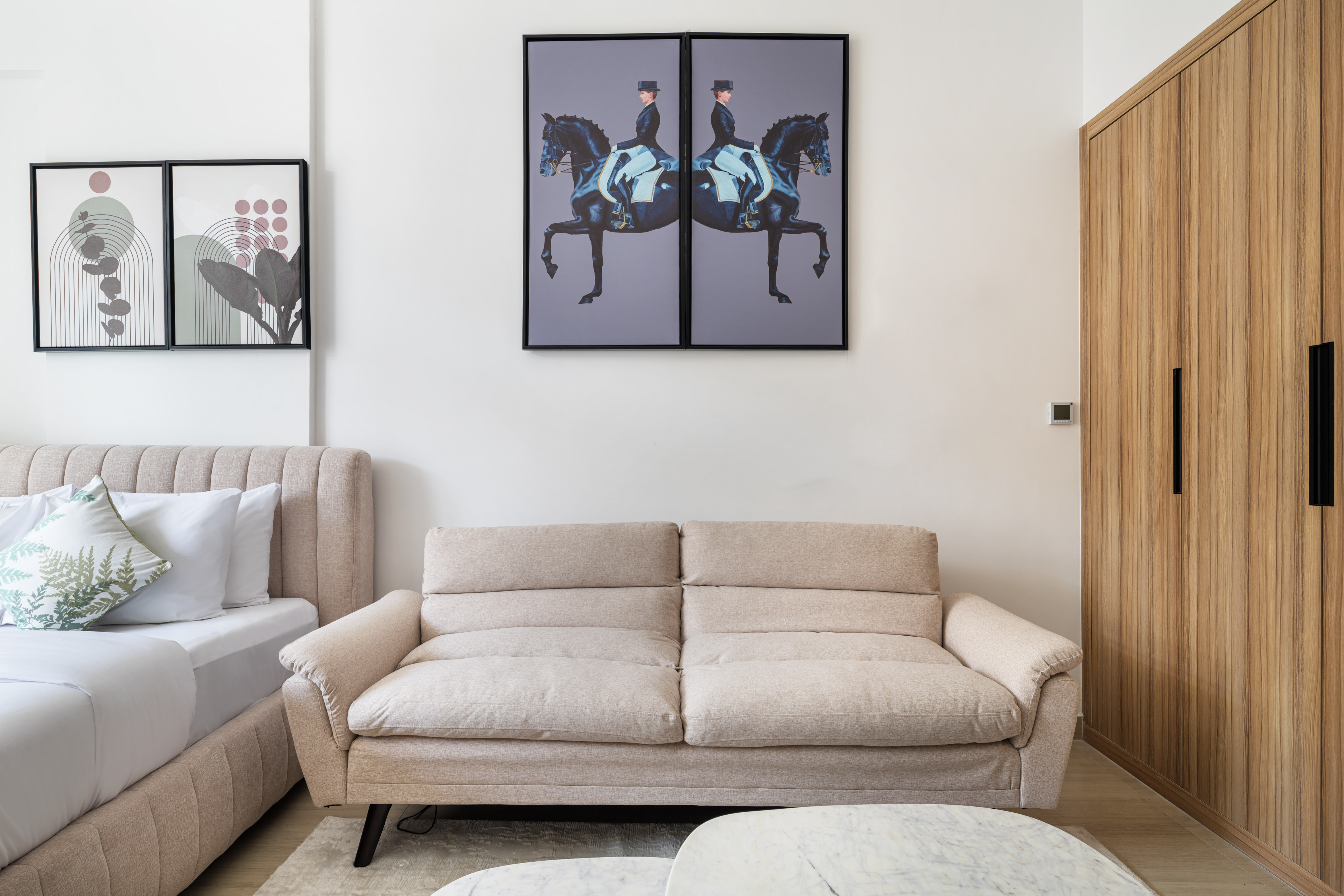 Luxurious JVC Studio • Near Circle Mall & Parks – photo 4